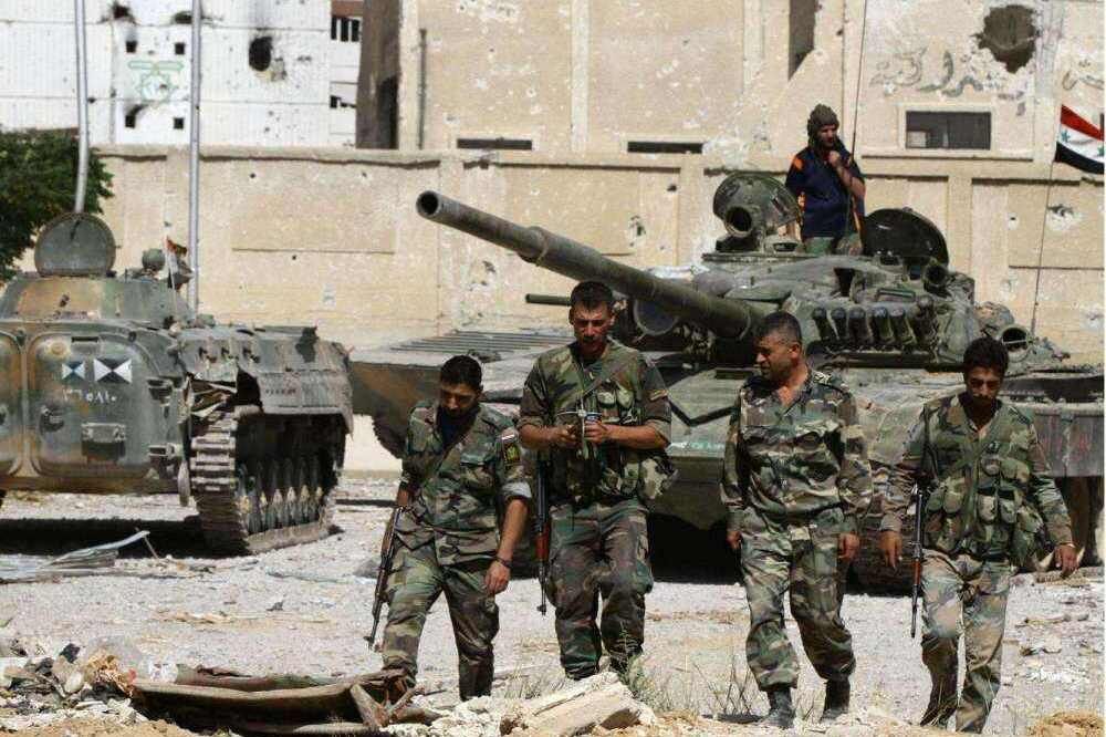 猝不及防，俄唯一基地突遭大批火箭袭击，叙叛军背后金主发难