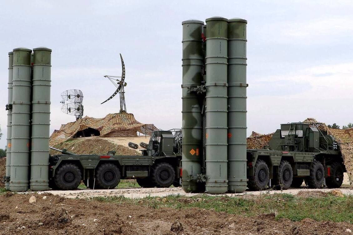 台风战机飞临叙上空，俄军进入战备状态，s400随时击落