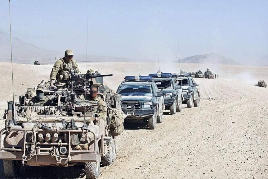 继美军遭偷袭后，加拿大也未能幸免，车队遇袭12人死亡