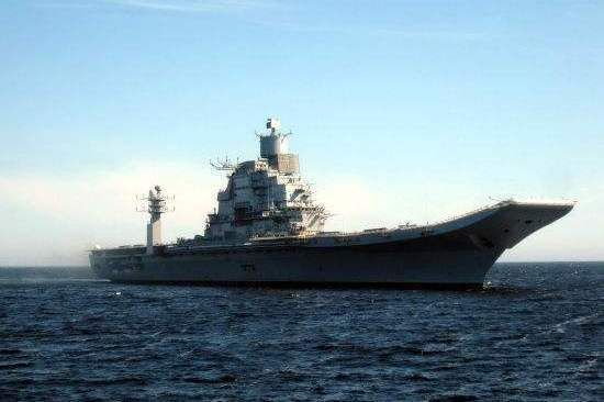 巴铁运用东方战术，解除海上危机，印度航母放弃攻击计划