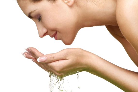 女人迈入30就&ldquo;皱巴巴&rdquo;？若想良好预防鱼尾纹，该怎么做