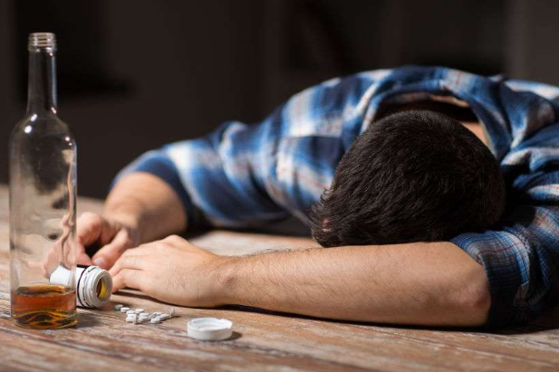 男人喝酒不&ldquo;断片&rdquo;，生活铁定不好过？你可能没想过这个病