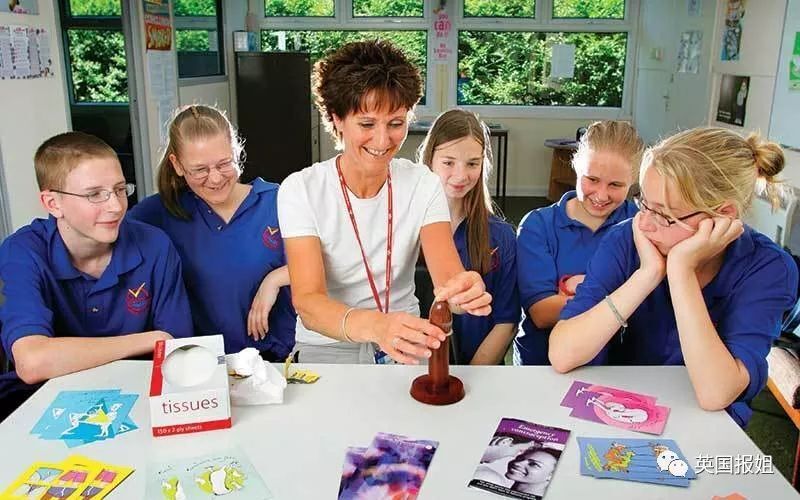 自我“刺激”、男女关系，英国小学生6岁就学这个了？！