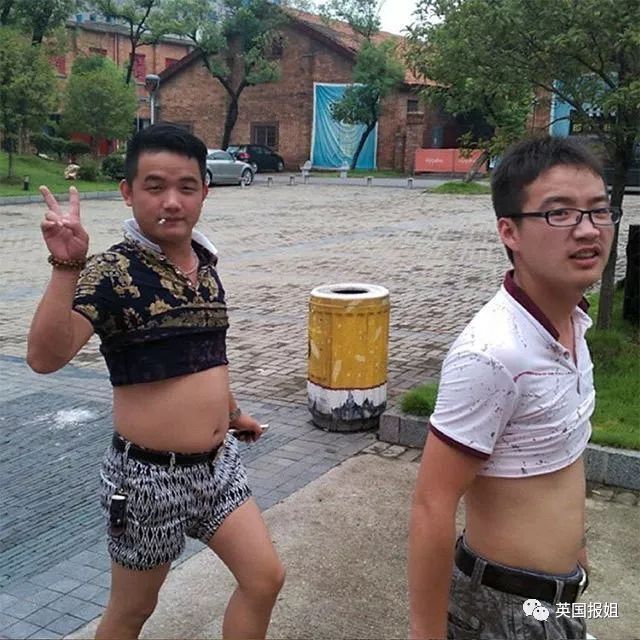 北京大爷引领国际时尚，“北京比基尼”竟吸引各国游客效仿？
