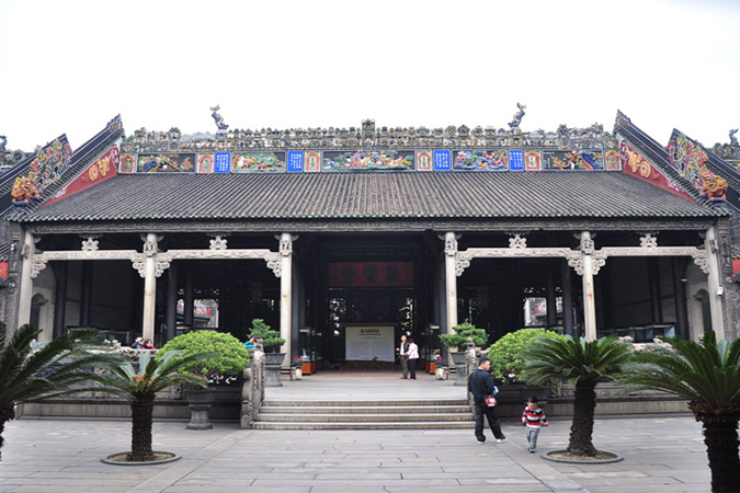 广州陈家祠——“岭南建筑艺术的一颗明珠”