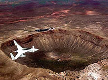 世界最大的陨石坑:希克苏鲁伯陨石坑(直径180公里)