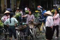 越南街头出现大量人民币？这是闹哪出！看完知其猫腻！