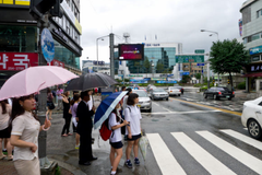 韩国人均GDP那么高，真的很繁荣吗？驴友：这才是他们真实的生活