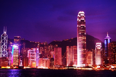 在香港的大陆人，为何宁愿住“鞋盒”都不回内地发展？出乎意料