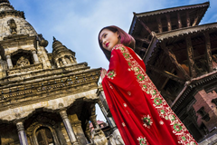 尼泊尔的“一妻多夫”，真的不尴尬吗？导游：嫁给了一家人