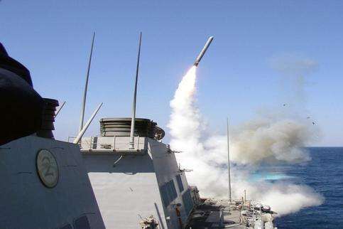 爆发激烈交火 伊朗警告本国公民不要前往美国 俄：有事好商量