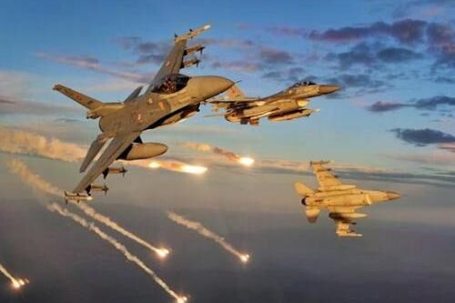 突然爆发激战 土耳其军机遭导弹击落诉苦 俄：早知今日何必当初