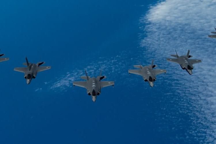 S-300机密泄露？ 大批F-35扑向俄军事基地 美国：击败强大对手