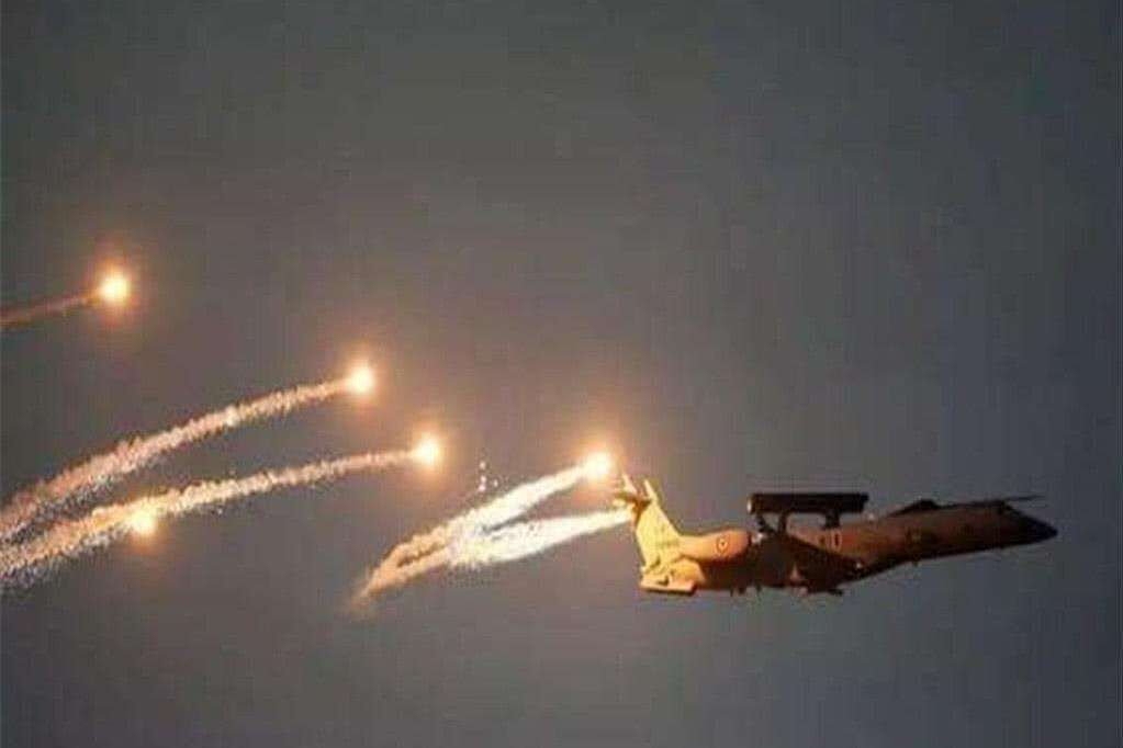 印度战机突然发动空袭 巴基斯坦不甘示弱 专家：吃一堑长一智