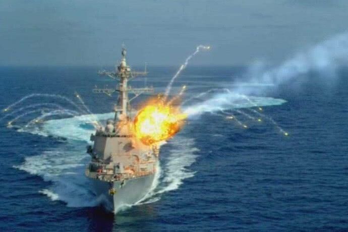 伊朗出动数十架军机 对海上目标猛烈开火 美媒这次说的很在理