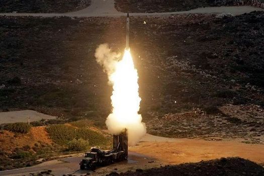 俄强力回击报仇 美盟友：继续给我炸 