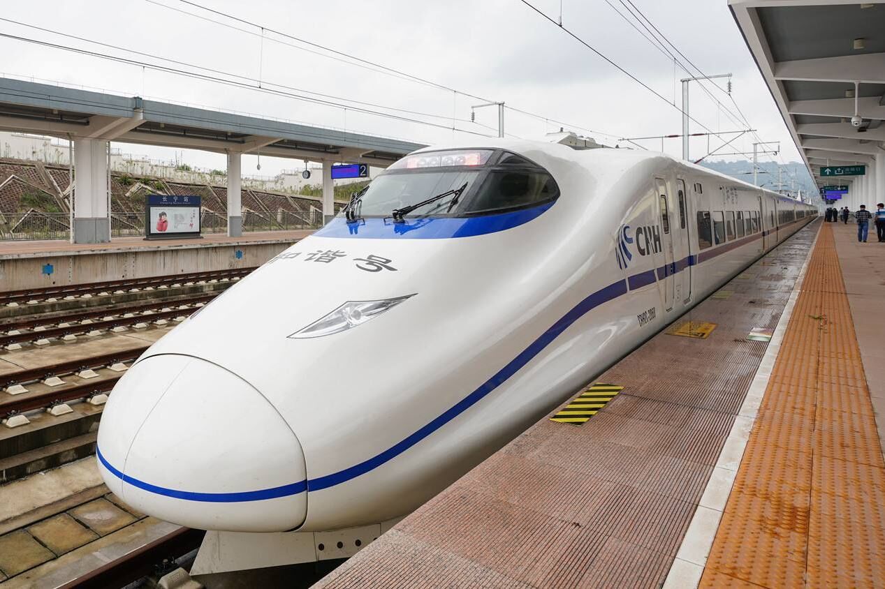 宁夏首条高铁开通，结束宁夏没有高铁的历史