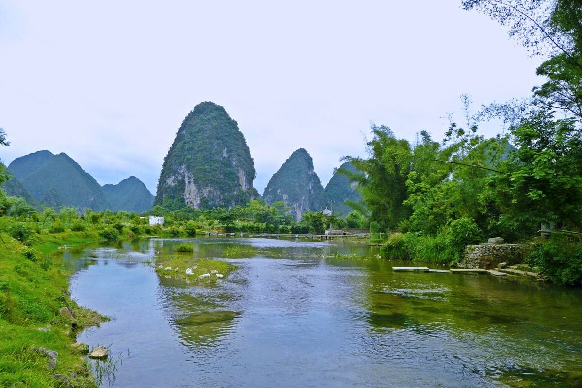 靖西，是个美丽的边境小城，景色不输桂林山水