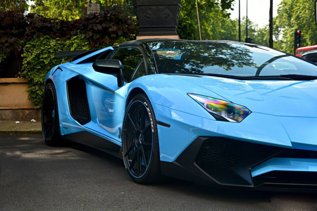 河南初中毕业男子，同时交4个女友，骗钱又骗色