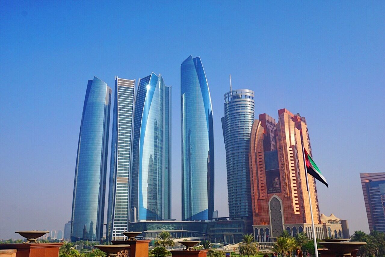 阿布扎比，阿联酋面积最大的酋长国，比迪拜还富裕！