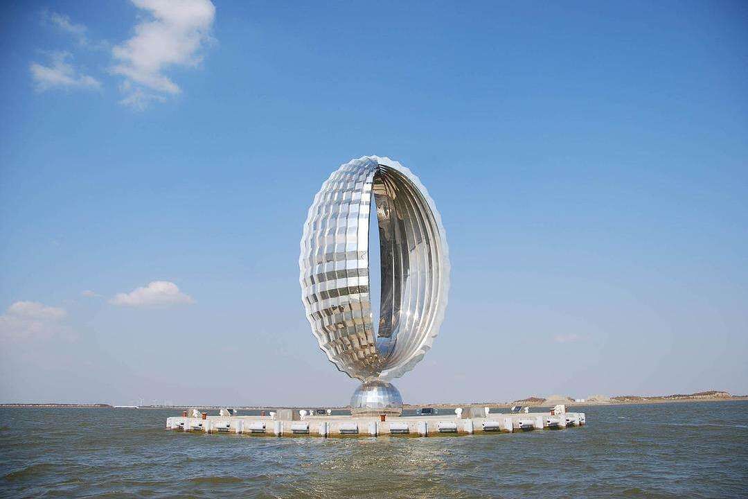 中国最圆的人工湖，就在浦东新区，上海地铁16号线直达