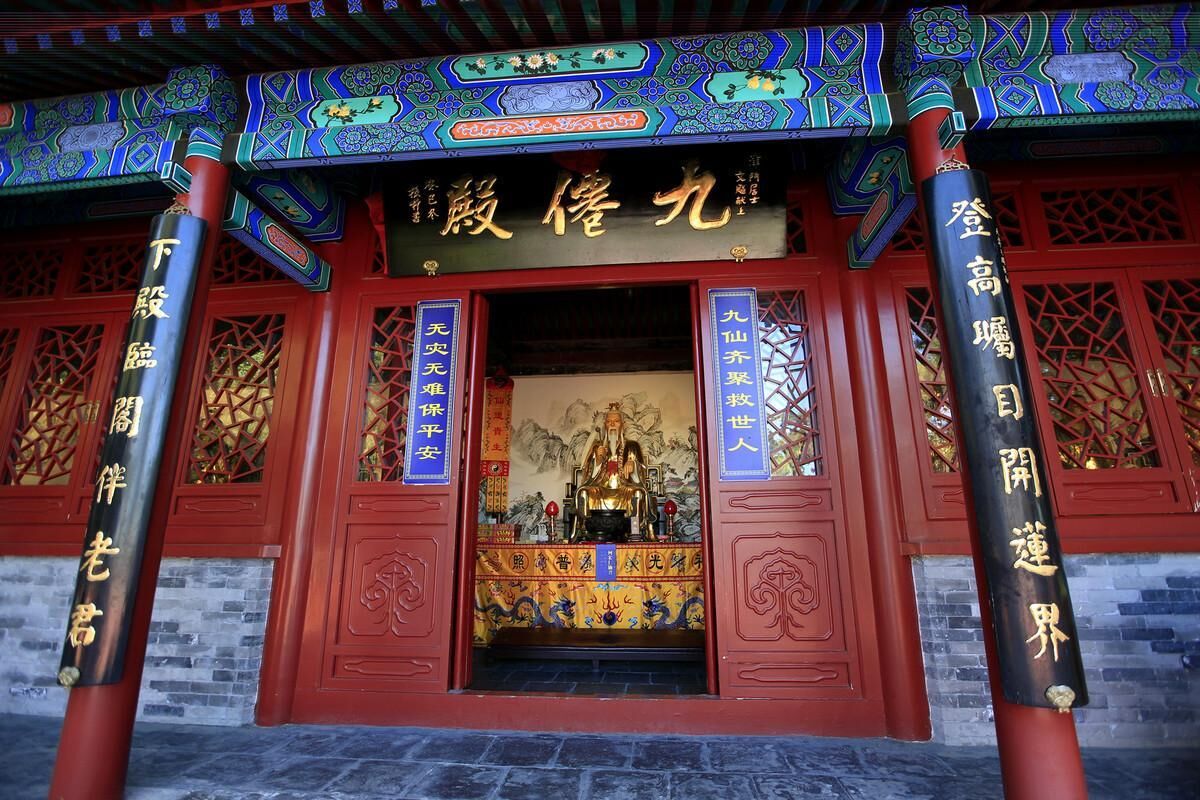 北京周边有名的古寺，当属戒台寺，门票只需40元