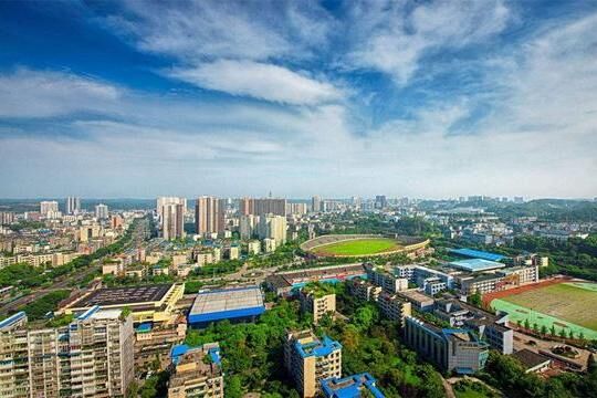 四川位置最佳的城市，即将开通多条高铁，就连机场也在建设当中