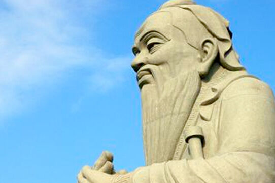 面对犯错误的人，要学习孔子这种教育方式，仅12个字，成为典范！