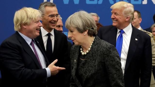 敏感时刻亮出铁证，警告西方切勿再挑战红线，普京打响反击第一枪