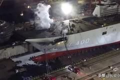 不得不服！印度干啥都有伴！火灾神同步！该国航母也着了