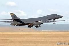 全部停飞！美军这款战轰再现重大隐患！飞行员遭遇生存危机