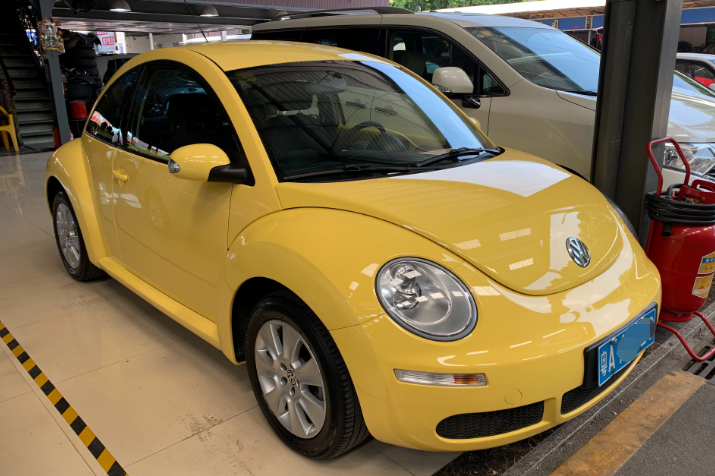 这么新的甲壳虫也是难得，不注意看还以为是模型，但千万不能旧