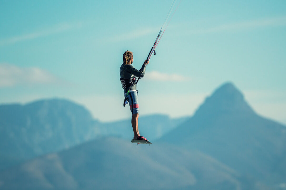 知易行难的多云战略，K1 Power竖起“四面旗帜”