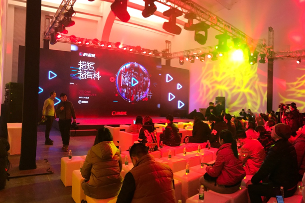 为什么你被无价值的内容包围了？快视频给出了答案