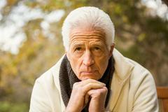 脸色发红是不是血脂堵塞了血管？血脂过高的人会有什么表现？