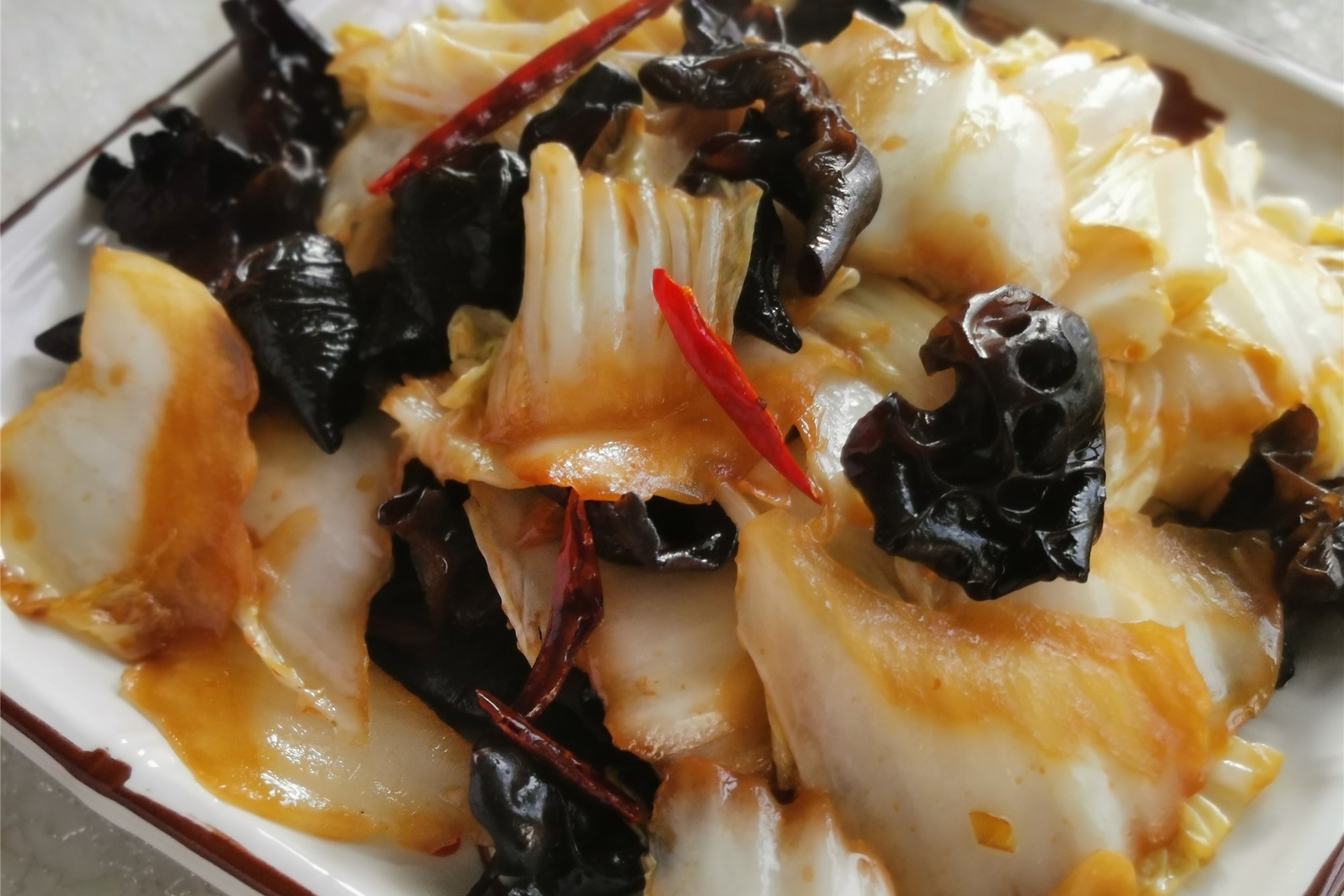 冬季干燥，适合吃这个蔬菜，素炒搭配味更好，比大鱼大肉好