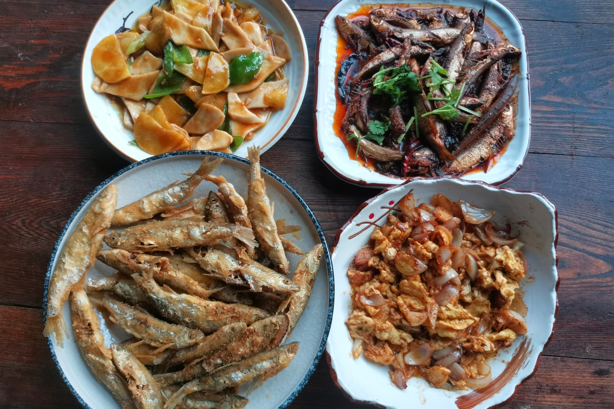 周末晚餐，20块钱做了4个菜，简简单单家常菜，味道好吃还下饭