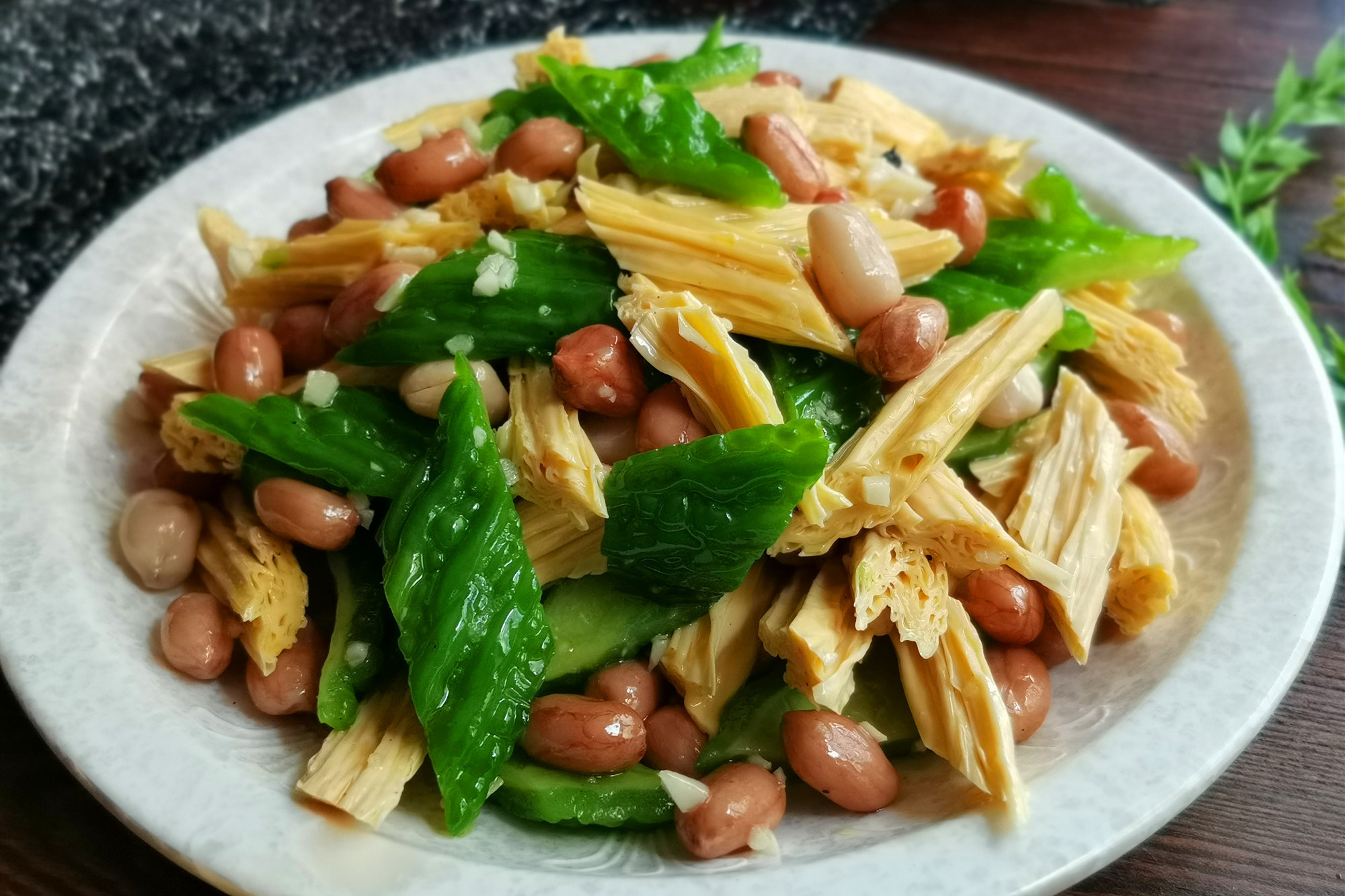 小暑节气，消暑养生首选这个蔬菜，天热家里经常吃它降火解暑