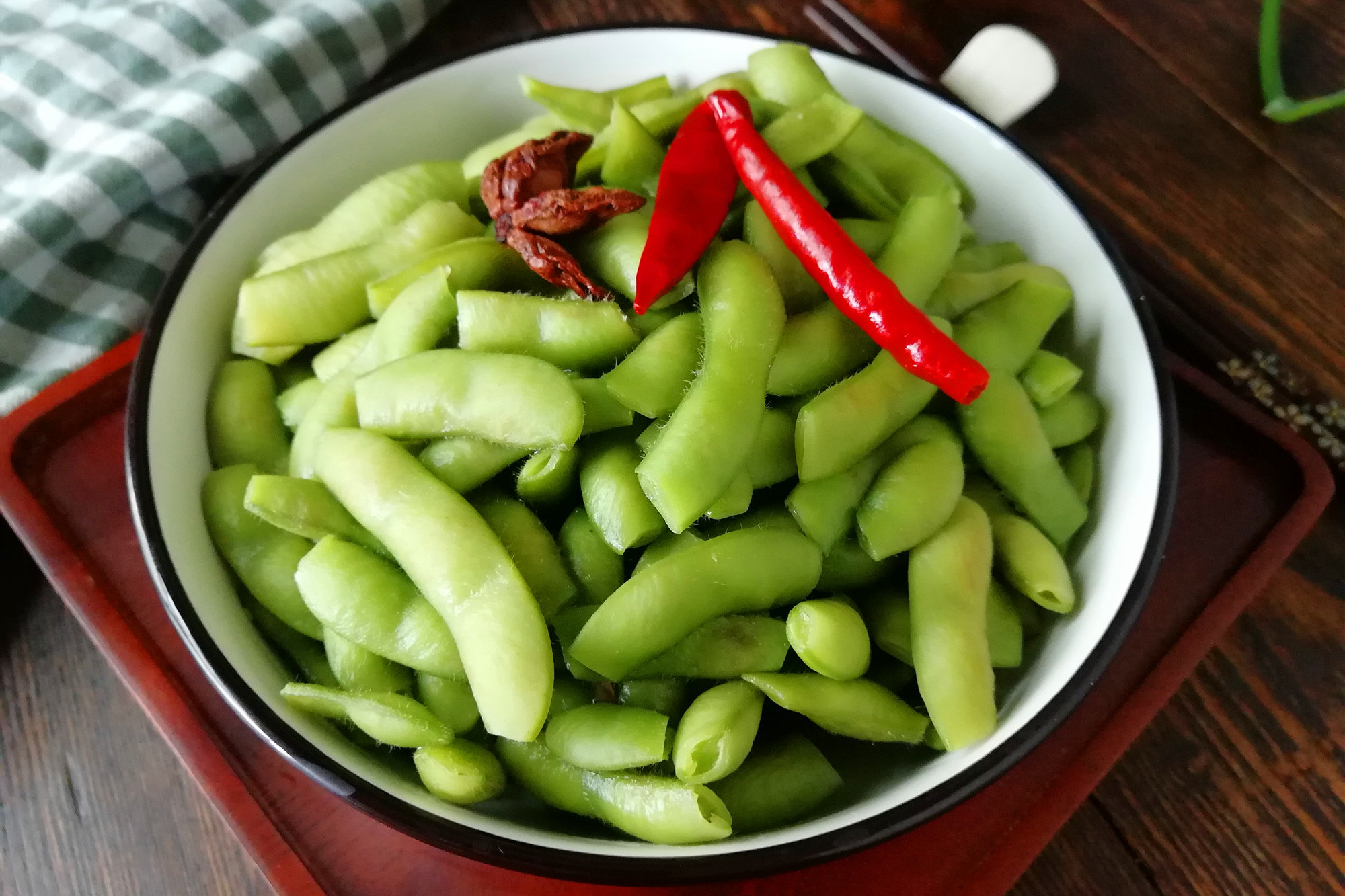 煮的毛豆颜色黄又不入味，是方法不对，教你正确做法，翠绿又入味