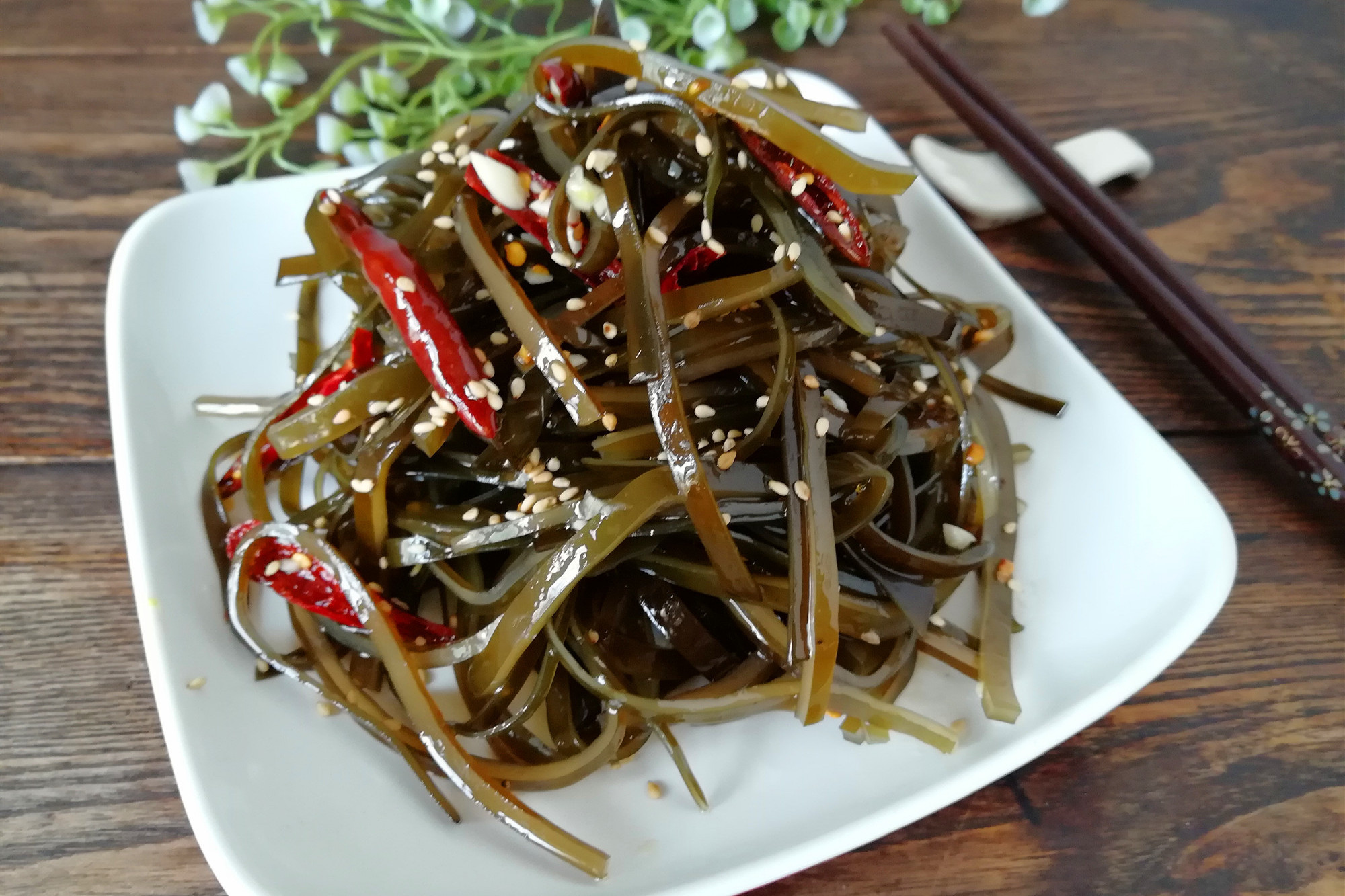 天气热了没食欲，教你做开胃小菜，酸辣爽口，和餐馆大厨做的一样好