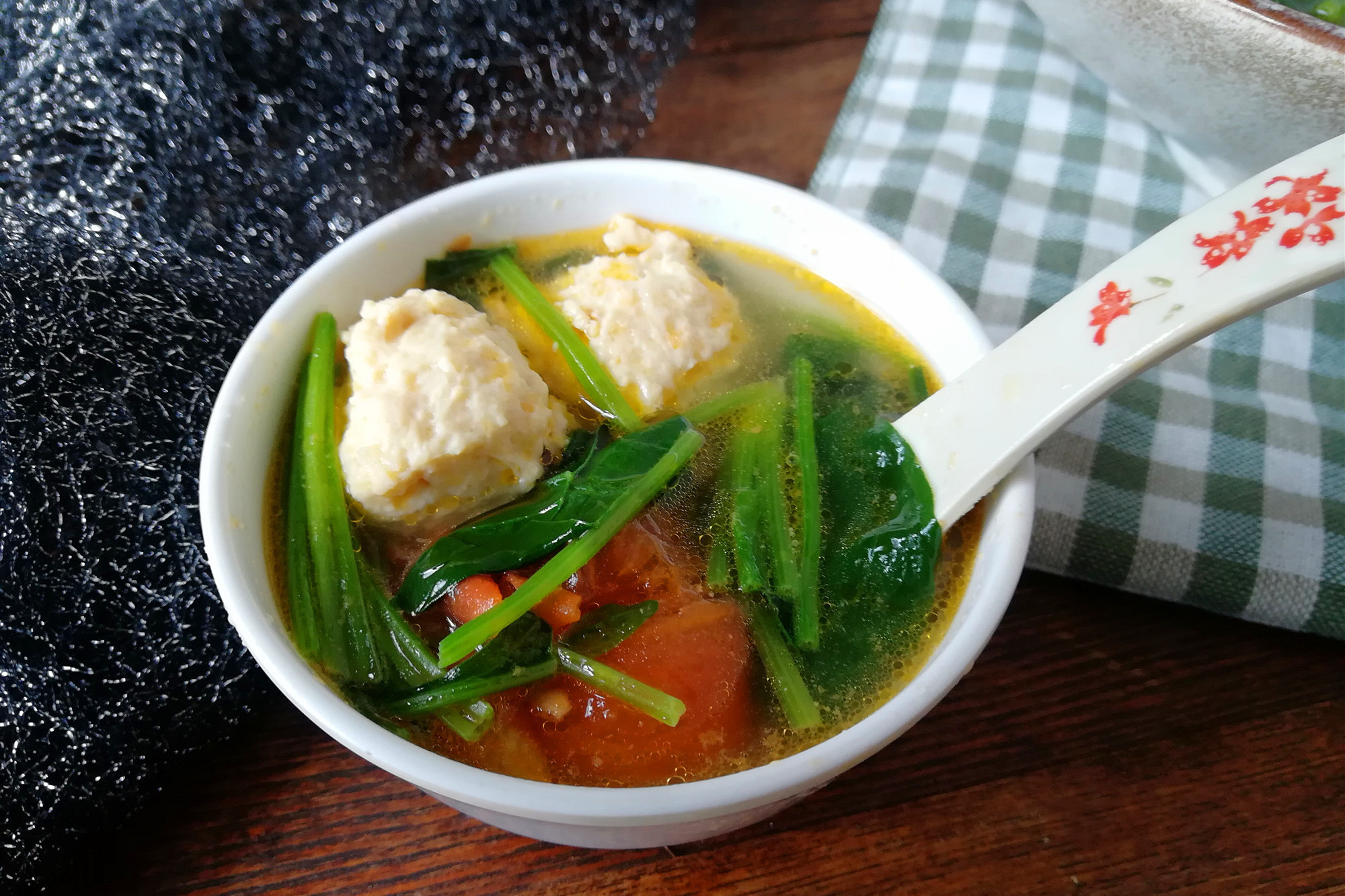 春季喝什么汤好？教你用这三种食材荤素搭配，营养健康味道好