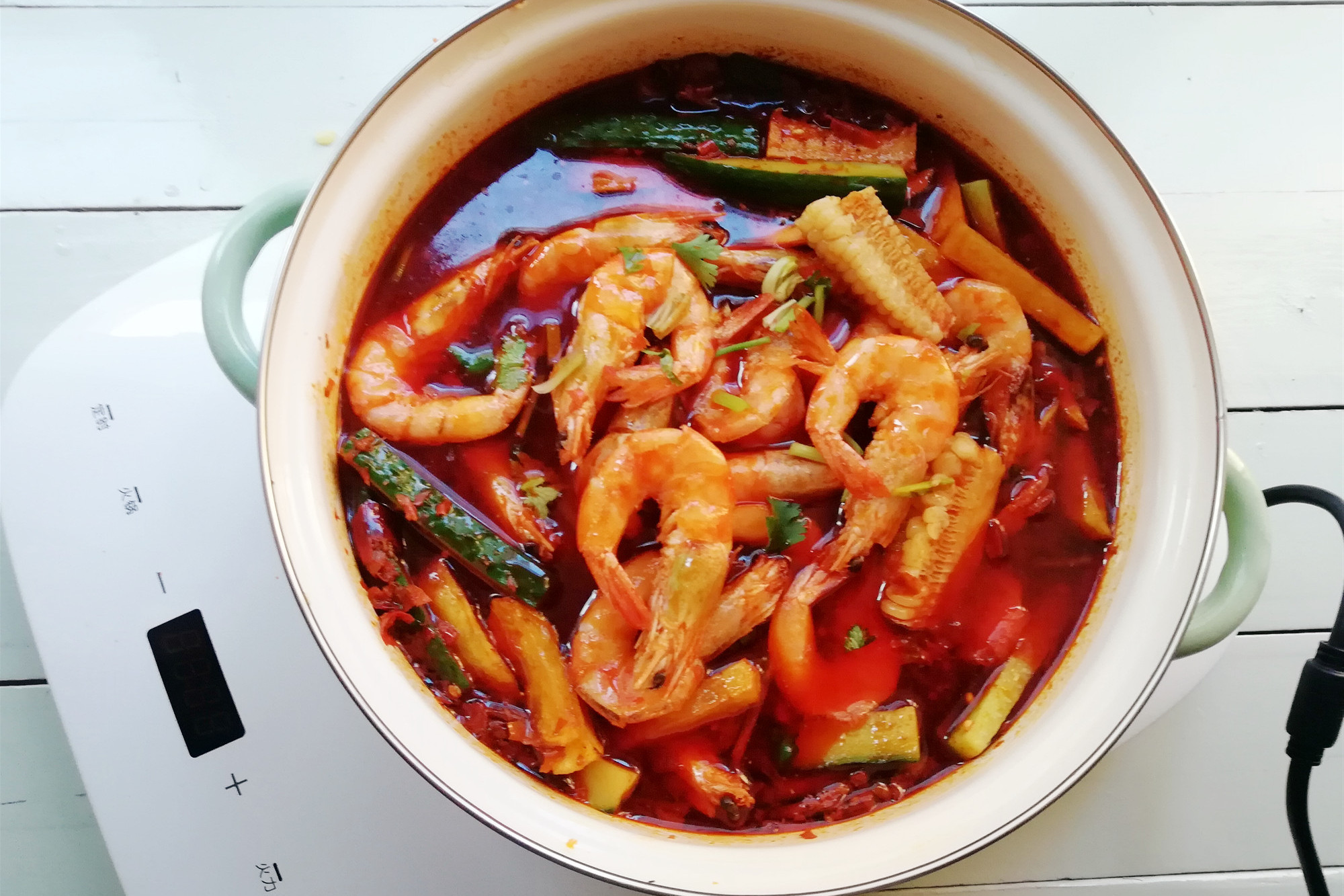 春节招待客人，我做了这个特色火锅，特别受欢迎，你喜欢吃吗？