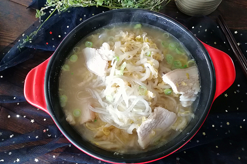 东北的冬季，这个家常菜最受欢迎，不用炒，不用炸，又香又开胃