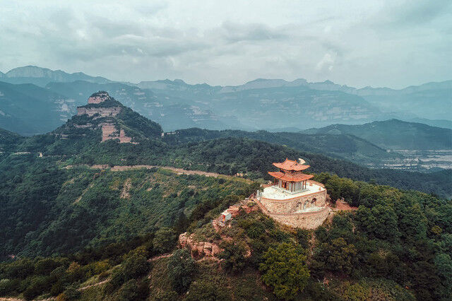 红山彩峡围金鸡！11月山西秘境打卡攻略，美景享不停