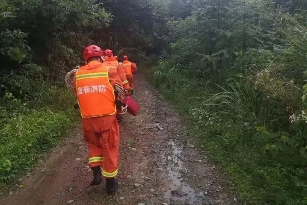 暴雨突降，江西山洪258名驴友被困！目前已有4人遇难