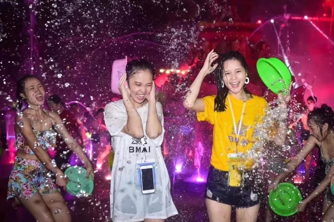 清凉一整夏！电音泼水节+悬崖秋千，七月长沙石燕湖一日游