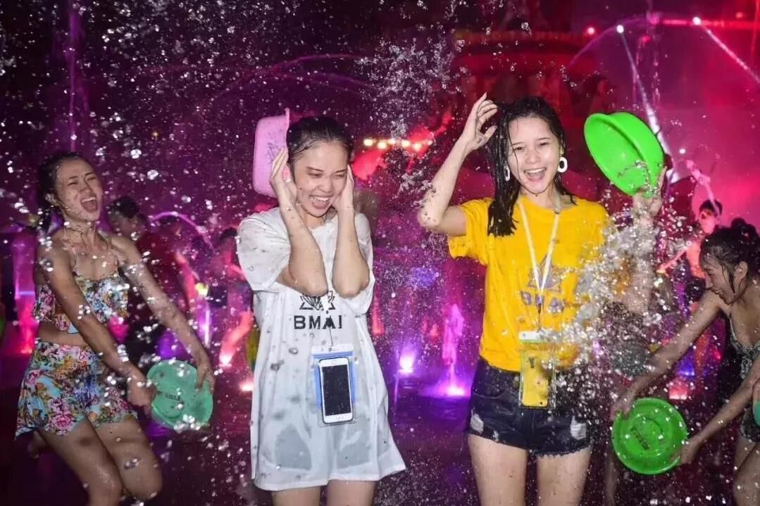 空中漂流、电音泼水节！长沙夏日去哪嗨？尽在石燕湖旅游区！