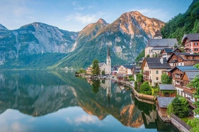 唐嫣罗晋或将于28日完婚，这座奥地利最美童话小镇实力出境！