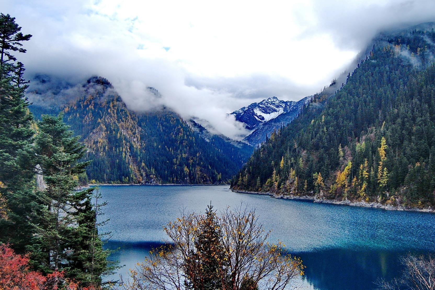 热门攻略|九寨沟，遗落在人间的瑶池