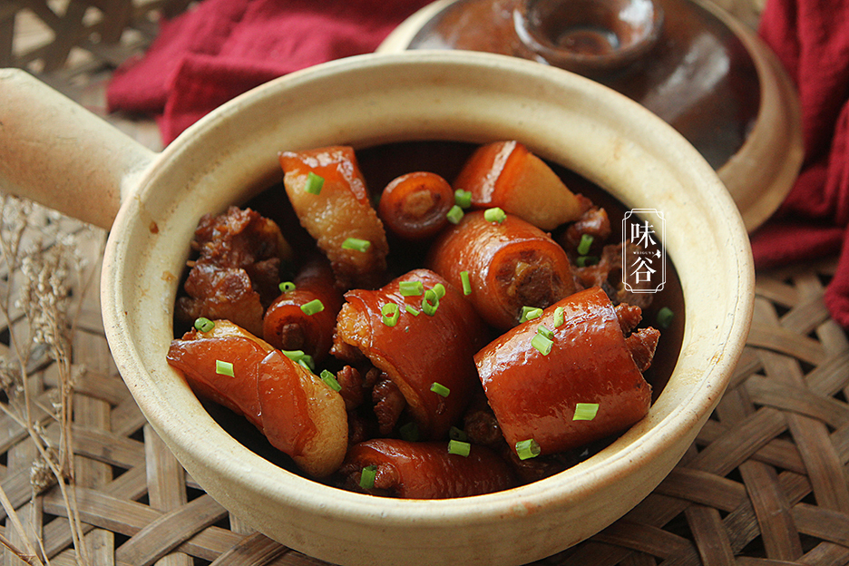 猪身上这一宝，爱美的女人要多吃，简单美味又下饭，充满胶原蛋白